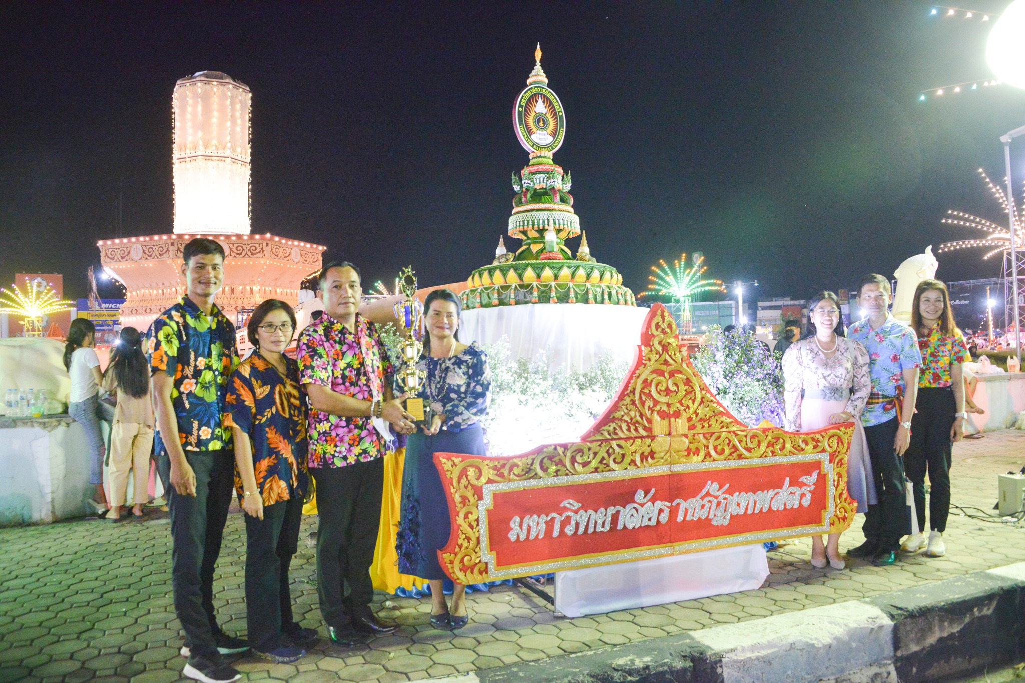 สรุปกิจกรรมสืบสานประเพณีลอยกระทง วันที่ 7-8 พฤศจิกายน 2565 ณ วงเวียนศรีสุริโยทัย (วงเวียนสระแก้ว)