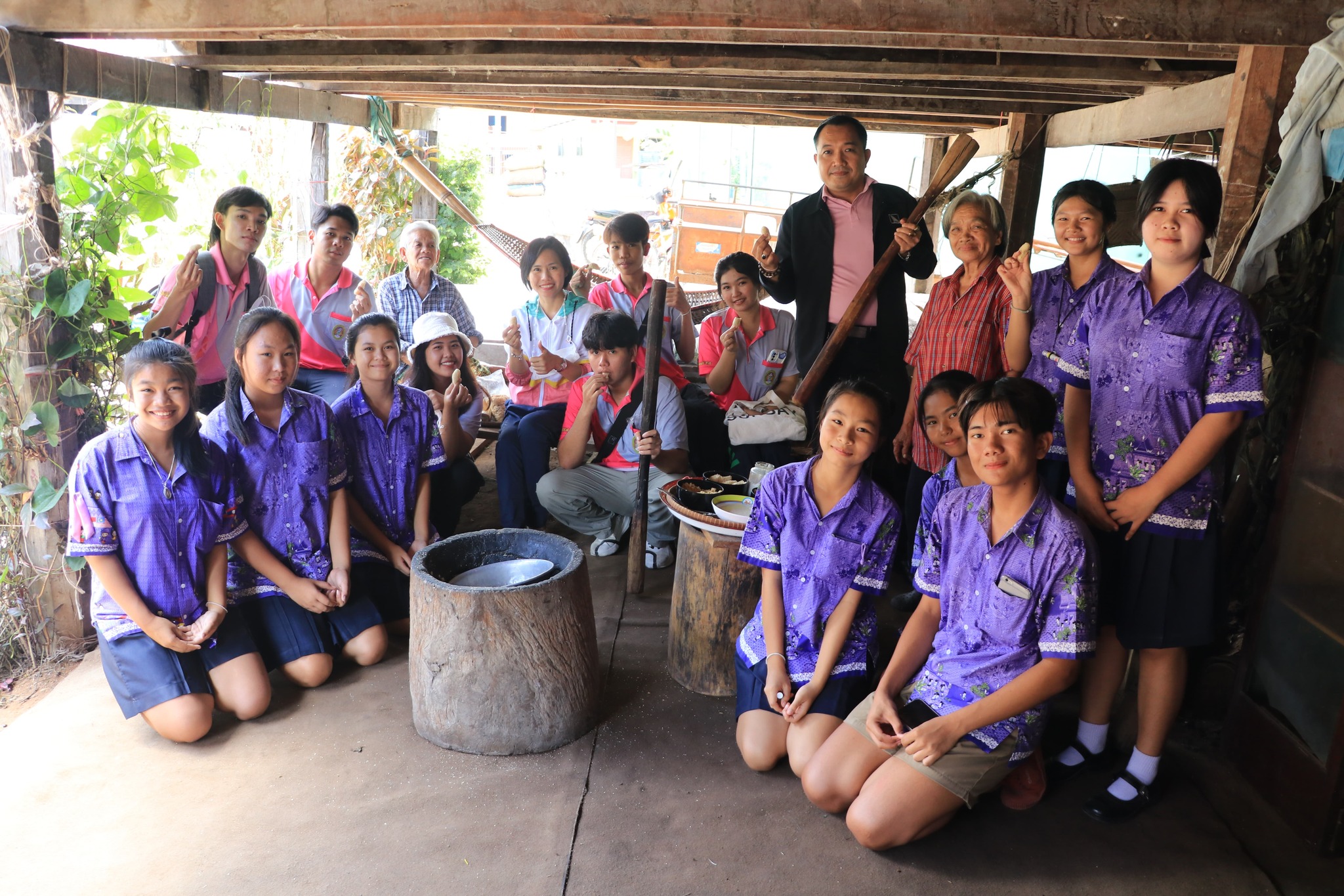 โครงการพัฒนาแหล่งเรียนรู้ด้านศิลปวัฒนธรรมและภูมิปัญญาท้องถิ่น 3 บุรี (ตำบลหัวไผ่ จ.สิงห์บุรี และ ตำบลดีลัง จ.ลพบุรี)