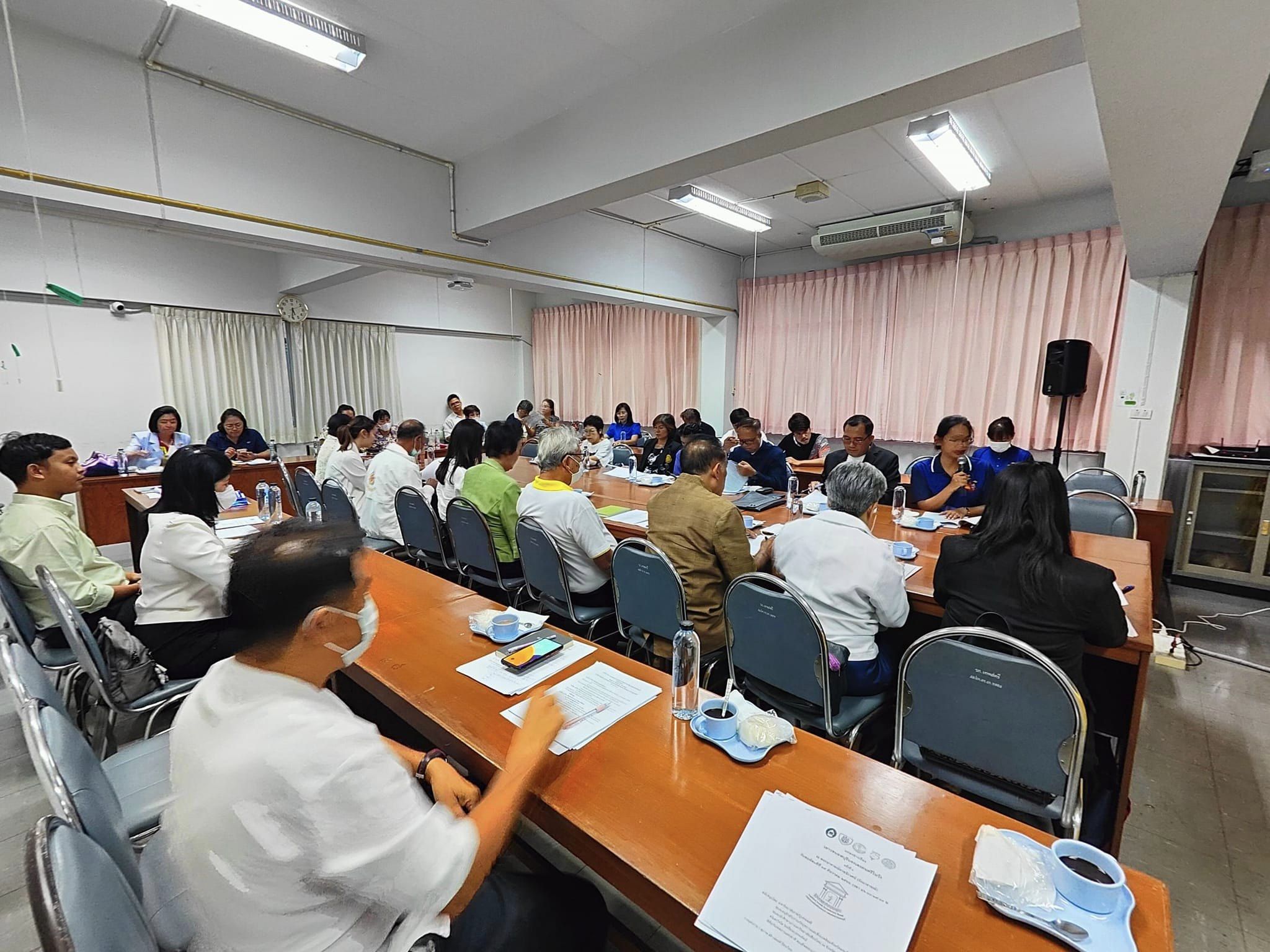 เข้าร่วมประชุมงาน "ทำบุญเมืองลพบุรี ครั้งที่ 25" เพื่อรายงานความคืบหน้าในกิจกรรมวาดภาพพระบฏ