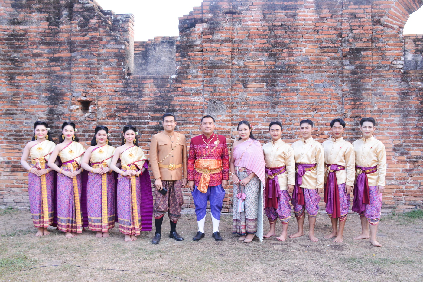 พิธีเปิดการจัดแสดงศิลปะ ดนตรี ประเพณี วัฒนธรรมและศิลปะร่วมสมัย ในหัวข้อ "Soft Power ท้องถิ่น จังหวัดลพบุรี