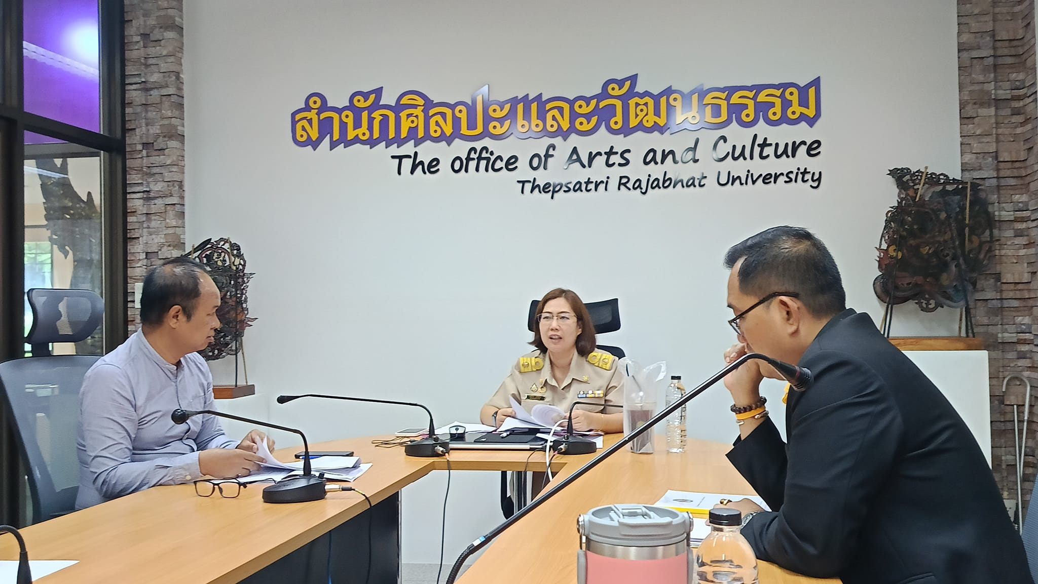การประชุมพิจารณาวางแผนการดำเนินงานด้านการทำนุบำรุงศิลปะและวัฒนธรรม