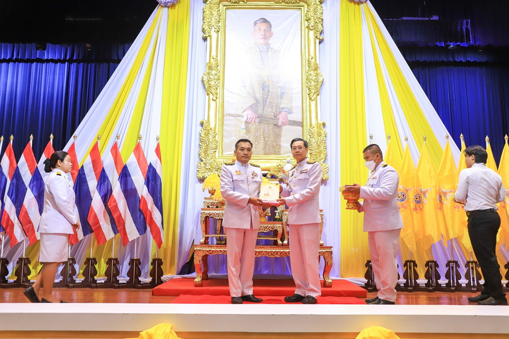 เข้าร่วมการบรรยายธรรม ในการเผยแพร่พระรัตนตรัย